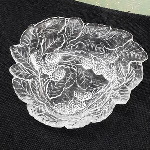 Vintage glass Indiana Glass Fenton Triangle Fruit Bowl Dish Logan…